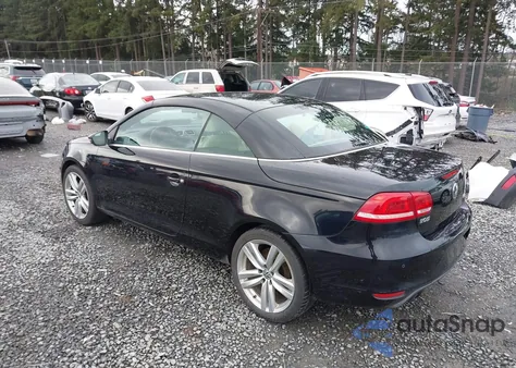 2014 Volkswagen Eos Executive z USA, uszkodzony, nr VIN WVWFW8AH5EV005121
